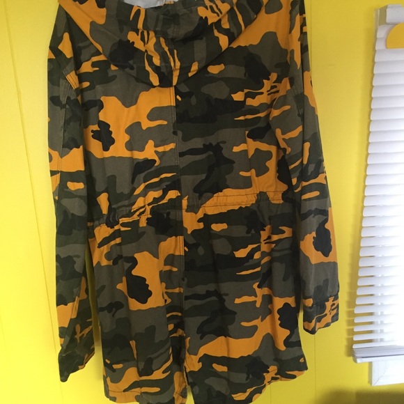 Fashion Nova Camo Trench Jacket - Picture 8 of 8